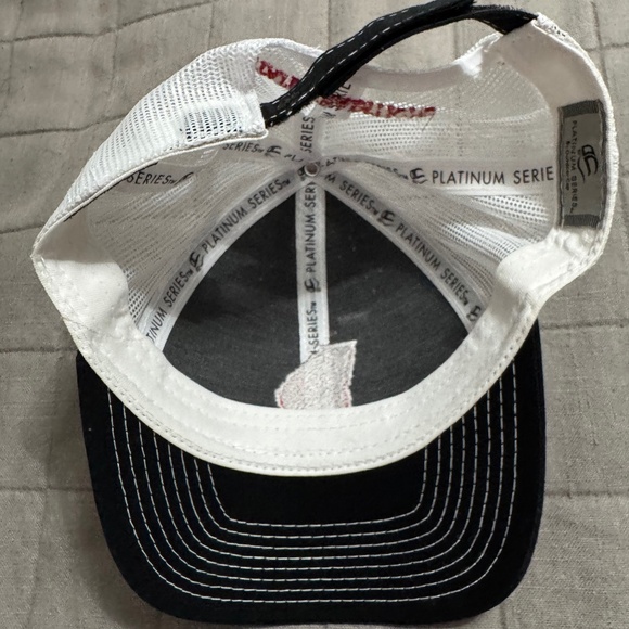 State Traditions UGA Trucker hat - Picture 3 of 3